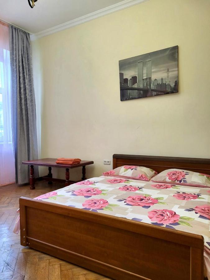 Apartamento Затишна Оселя Leópolis Exterior foto